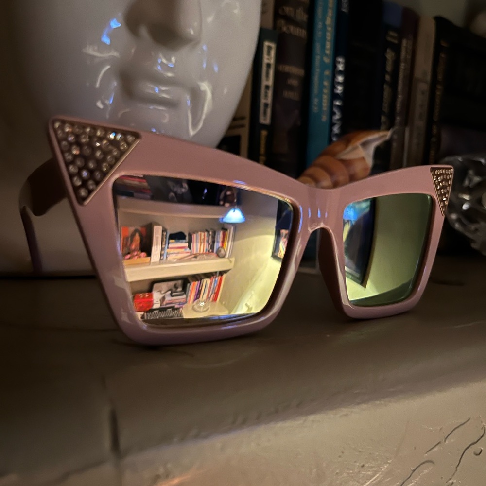 Fabulous Pink Mirrored Sunglasses!